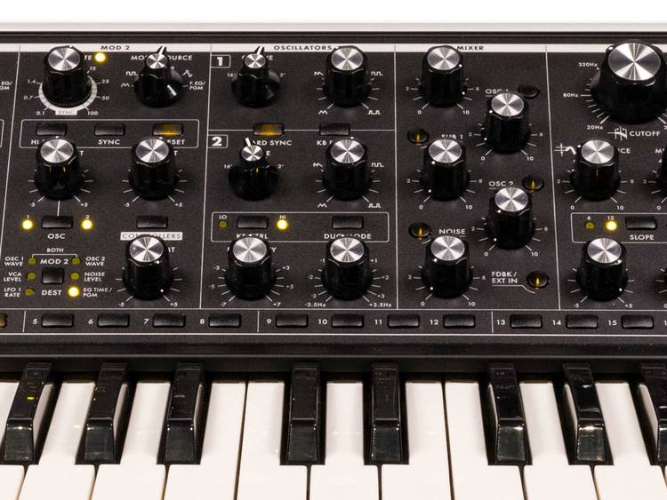鍵盤楽器 SUBSEQUENT 37 moog synthesizer moog-subsequent37-1.jpg