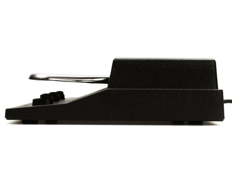NORD Triple Pedal | Strumenti Musicali .net