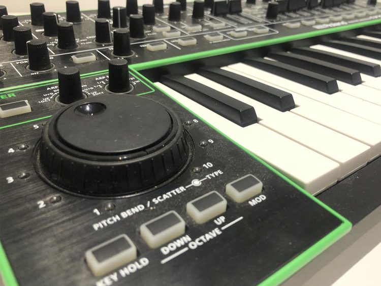 Roland AIRA SYSTEM-1 PLUG-OUT Sintetizzatore - Foto 12