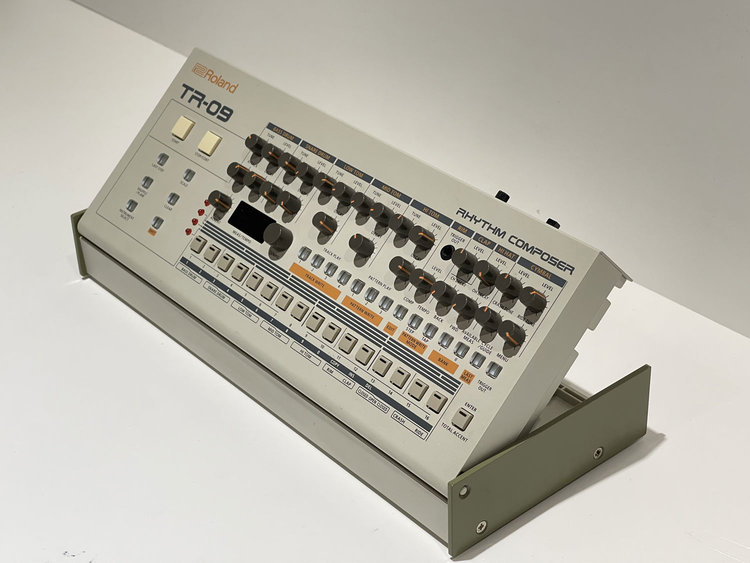 Roland TR-09 リズムコンポーザー Roland Boutique TR-09 完動品