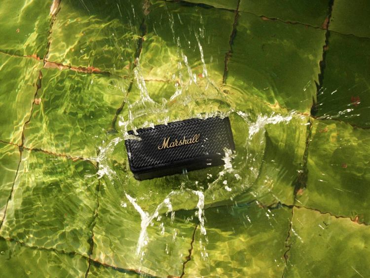 YINKE Custodia Rigida EVA Per Altoparlante Marshall Emberton - Protettiva E Portatile Con Tasca Interna (Nero-Oro)