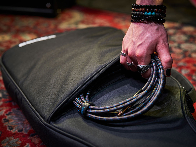 Custodia Morbida Per Chitarra Elettrica &ndash; Imbottita, Nera, Con Cinghie E Tasca &ndash; Gig Bag