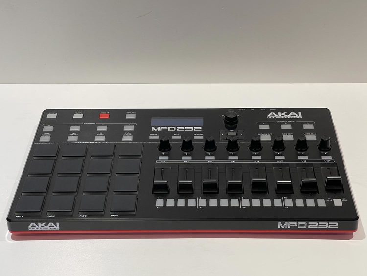 AKAI MPD232 Usato | Strumenti Musicali .net