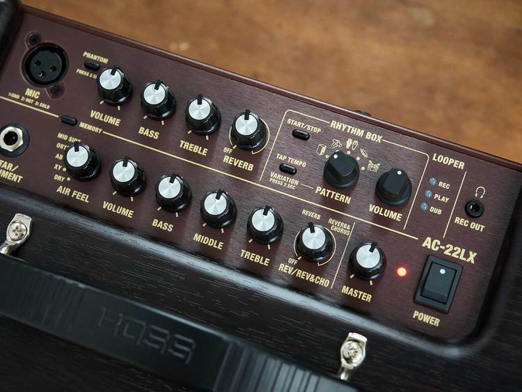 BOSS AC-22LX | Strumenti Musicali .net