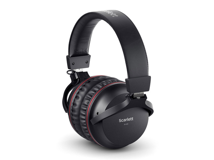 FOCUSRITE Scarlett Solo Studio (4th Gen) | Strumenti Musicali .net