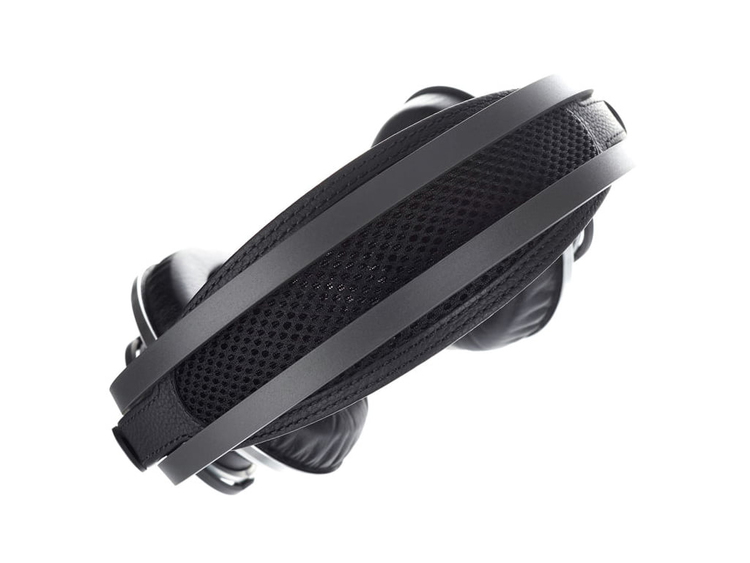 AKG: K812, cuffie top di gamma