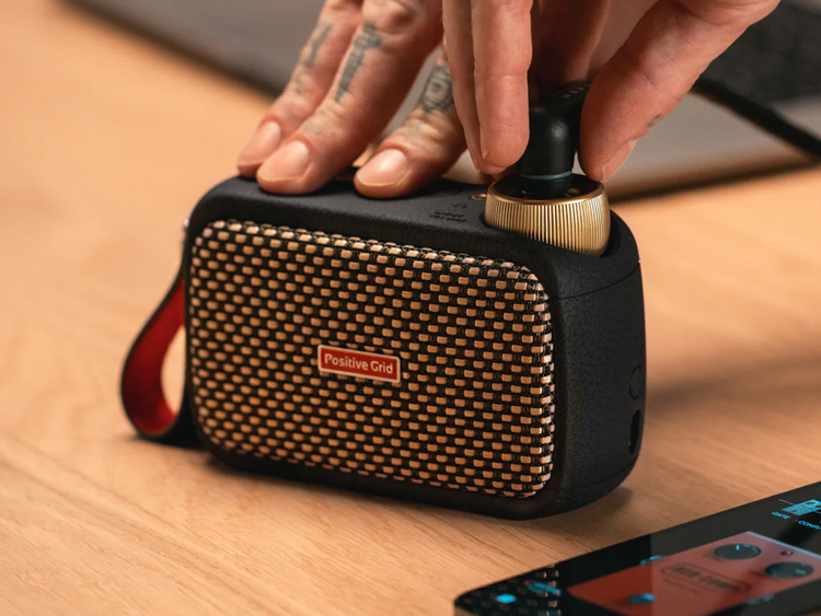 POSITIVE GRID Spark GO Black | Strumenti Musicali .net