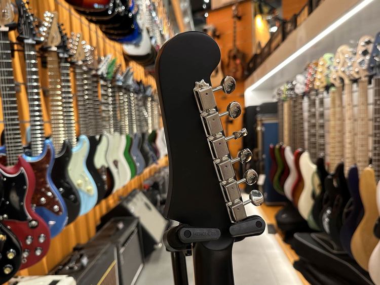 GUILD Starfire I Jet 90 Satin Black Usato | Strumenti Musicali .net