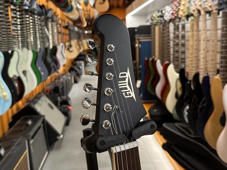 GUILD Starfire I Jet 90 Satin Black Usato | Strumenti Musicali .net