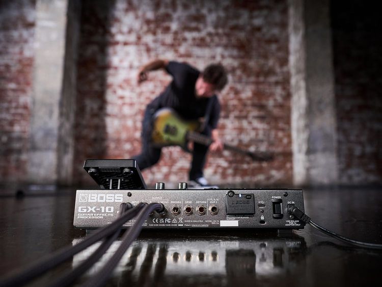 BOSS JS-10 - Lettore Audio Per Chitarra Con Effetti E Libreria Suoni