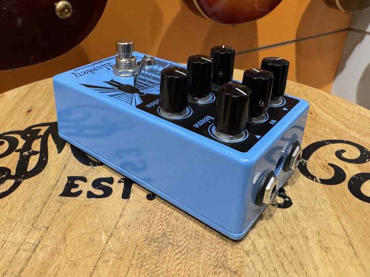 新品 未使用 EarthQuaker Devices The Warden V2 Amazon | EarthQuaker Devices The Warden 光学コンプレッサー
