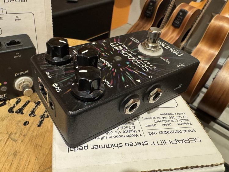 ギター neunaber EXP controller ExP Controller Pedal Demo - YouTube