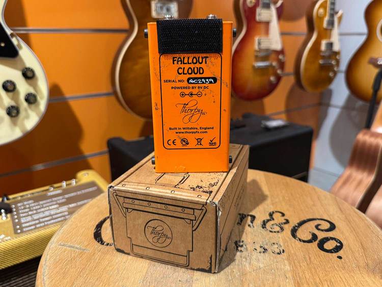 THORPY FX FALLOUT CLOUD FUZZ Usato a Roma e Milano
